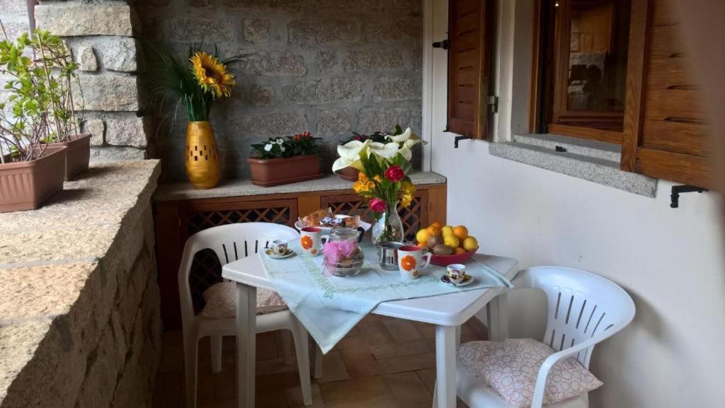 Casa Nel Borgo Di San Pantaleoヴィラ エクステリア 写真