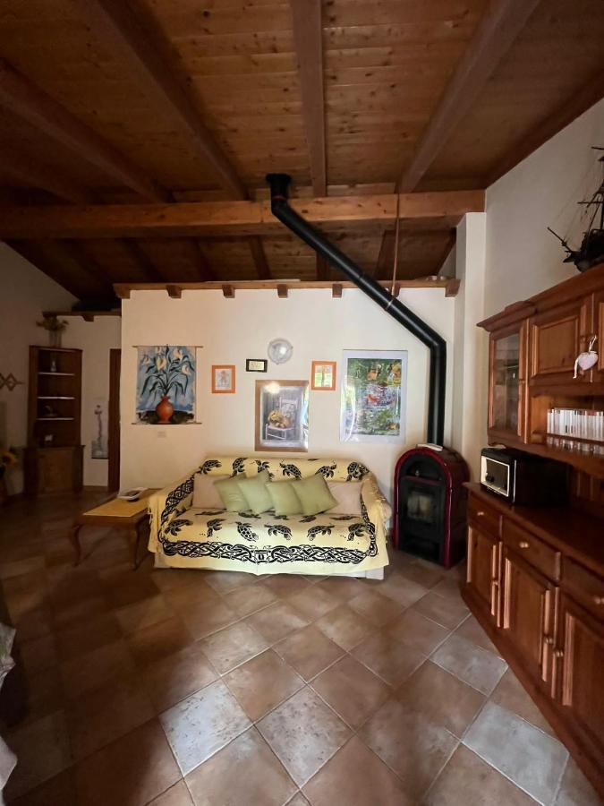 Casa Nel Borgo Di San Pantaleoヴィラ エクステリア 写真